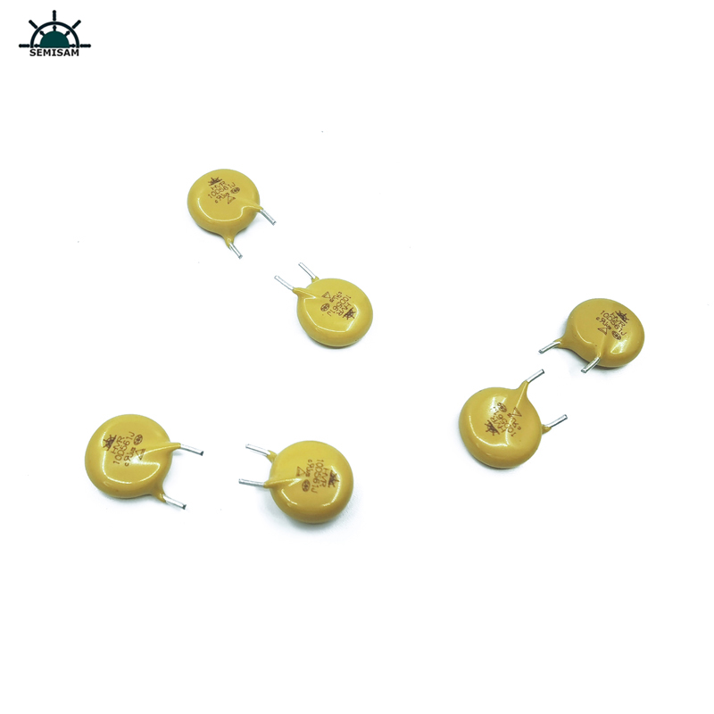 China ODM Electronics Componenten, Geel MOV 10mm 10D561 560V Zinkoxide Varistor MOV voor het huishoudapparaat